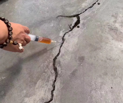 潘集混凝土裂缝修补技术详解​